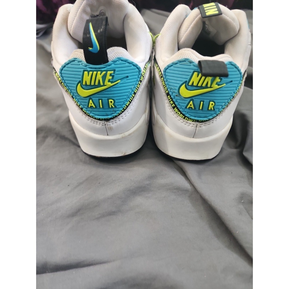 Nike Air Max 90 SE Worldwide Pack White Blue Fury Volt CV7665-100 Mens 7Y 8.5W - Picture 4 of 7